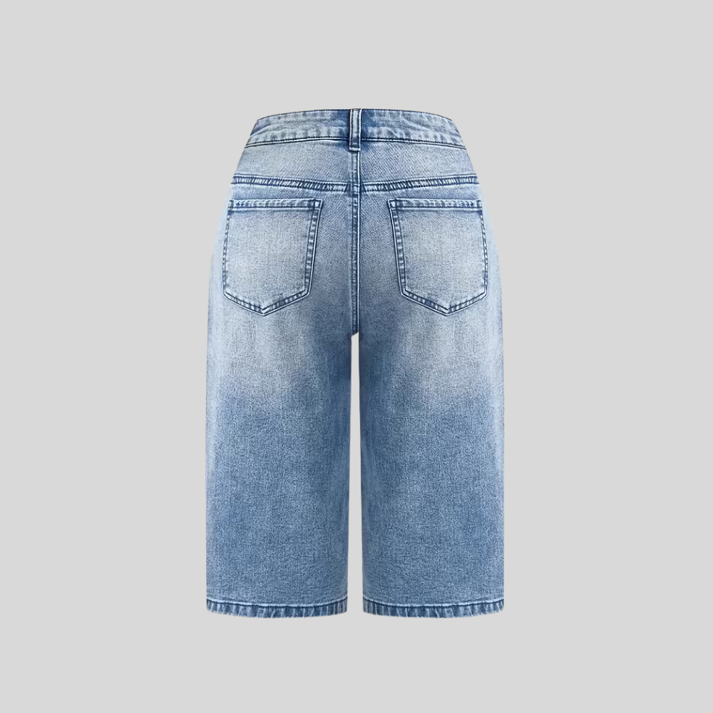 Loose Fit Stretch Capri Pants