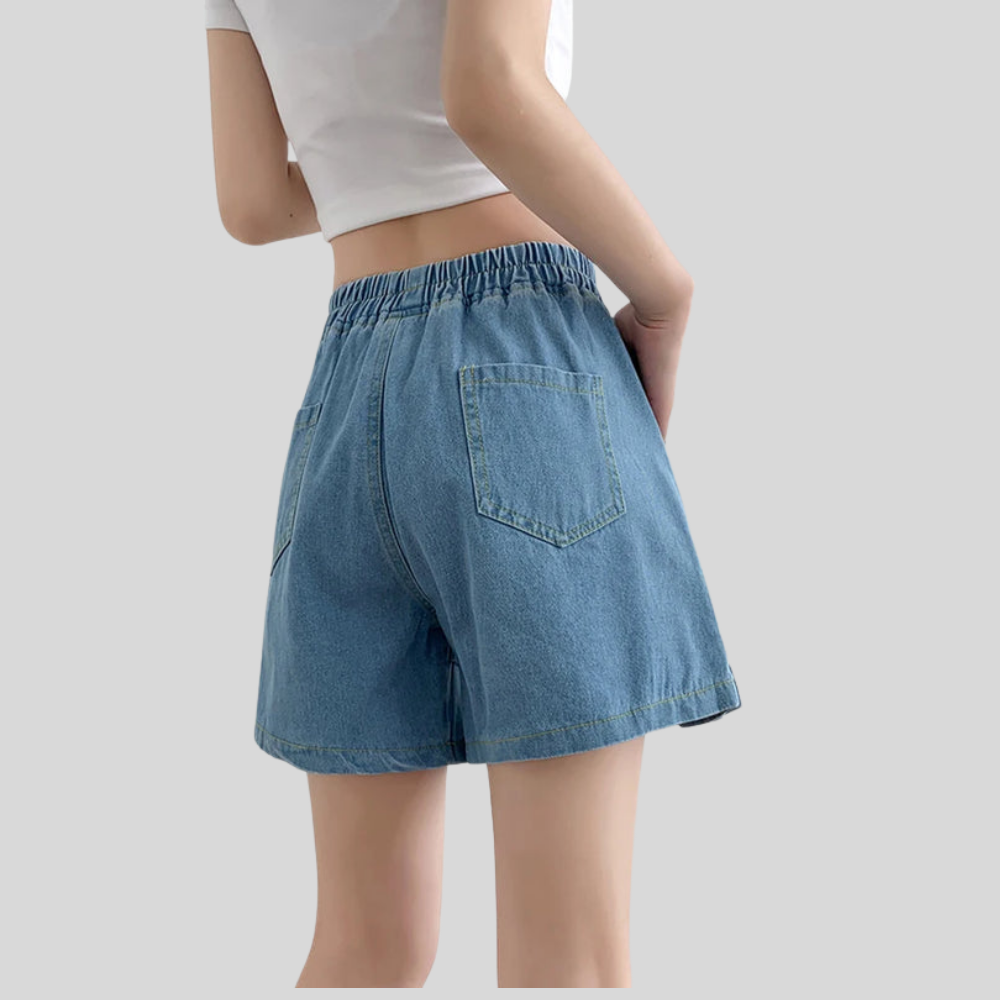 Pleated Waist Plus Size Shorts
