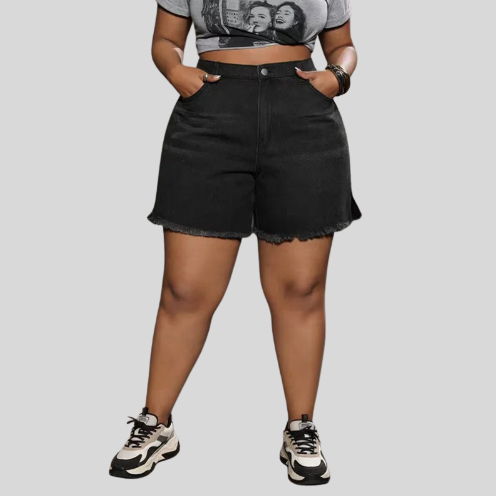 Frayed Hem Plus Size Shorts