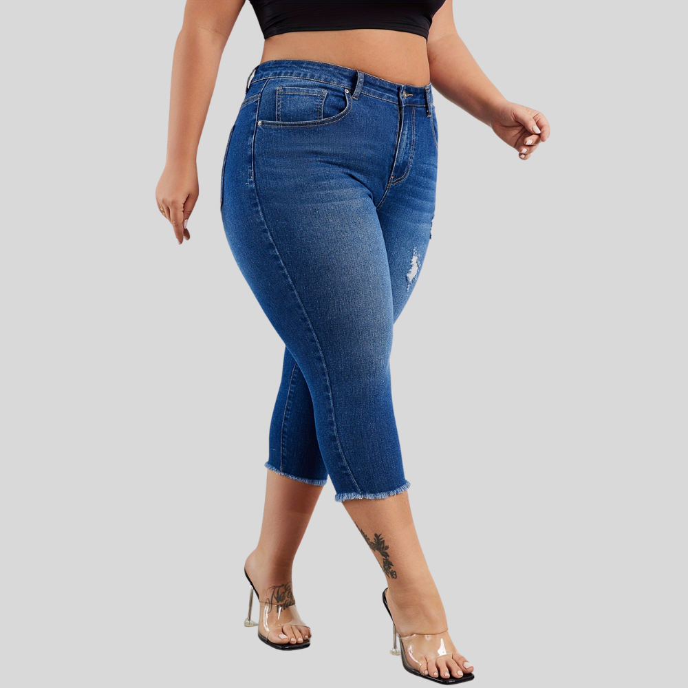 Frayed Capri Stretch Pants