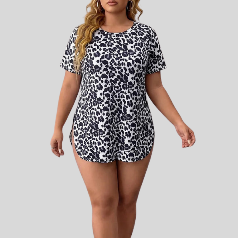 Plus Size Leopard Slit Shirt