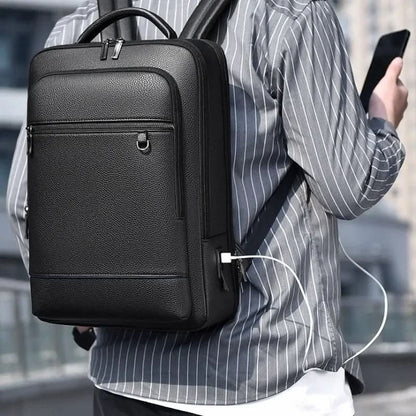 URBANVAULT – Intelligent USB Backpack for Work and Everyday Travel