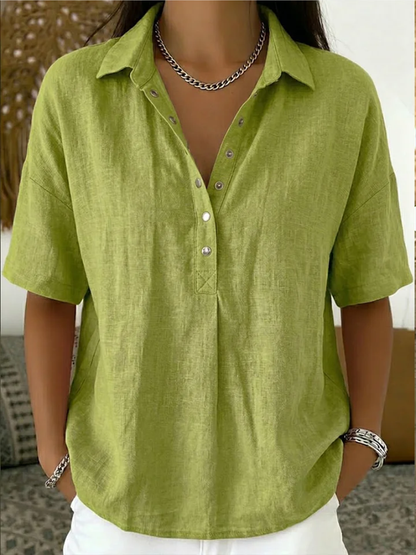 Women's Blouse | Casual Chic with Collar & Button Detail