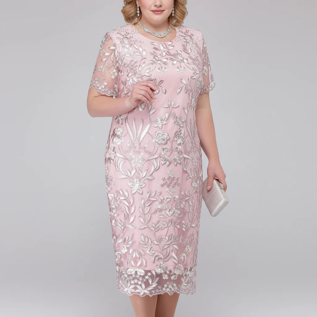 Elegant Plus Size Summer Dress - Lace Floral Bodycon for Special Occasions 6