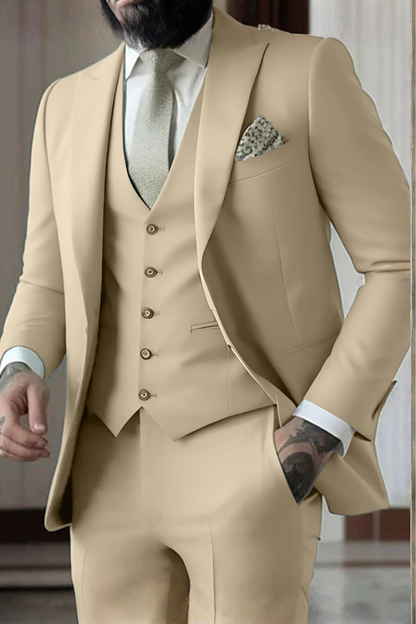 Slim Fit Three-Piece Suit with Peak Lapel for Men