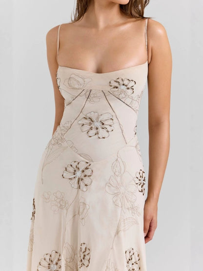 Elegant maxi dress with spaghetti straps